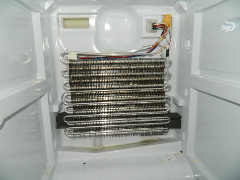Плата холодильника индезит. Холодильник Samsung no Frost rl33. Холодильник Индезит ноу Фрост. Индезит ноу Фрост система. Холодильник Индезит двухкамерный ноу Фрост.
